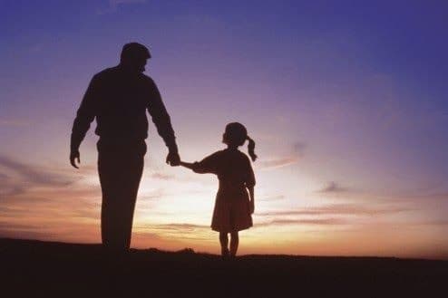 من دلع الأب إلى مسؤولية الحياة
